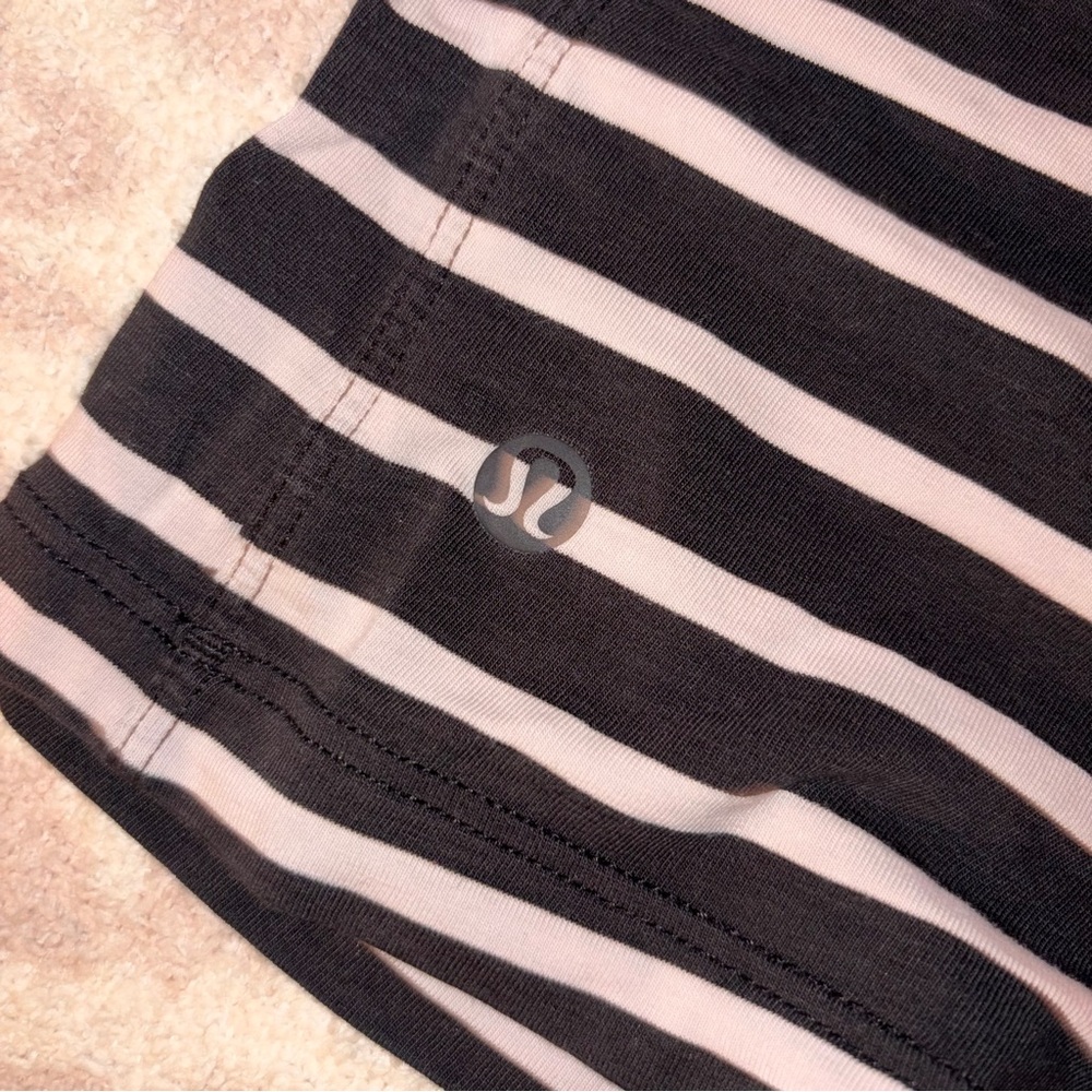 Lululemon all yours striped oversized tee 8 - Picture 4 of 4